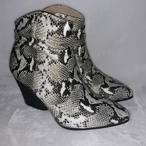 Bootie by Seven-Dials